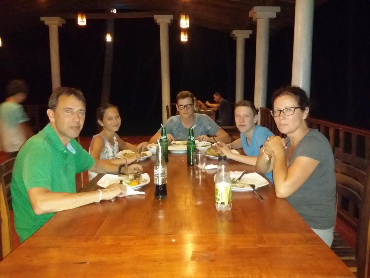 Darwins Beach Resort Tangalle Exterior foto