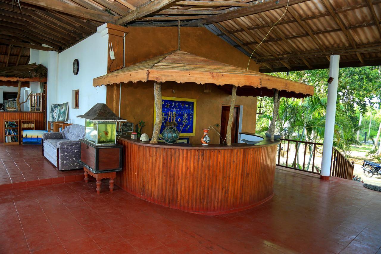 Darwins Beach Resort Tangalle Exterior foto