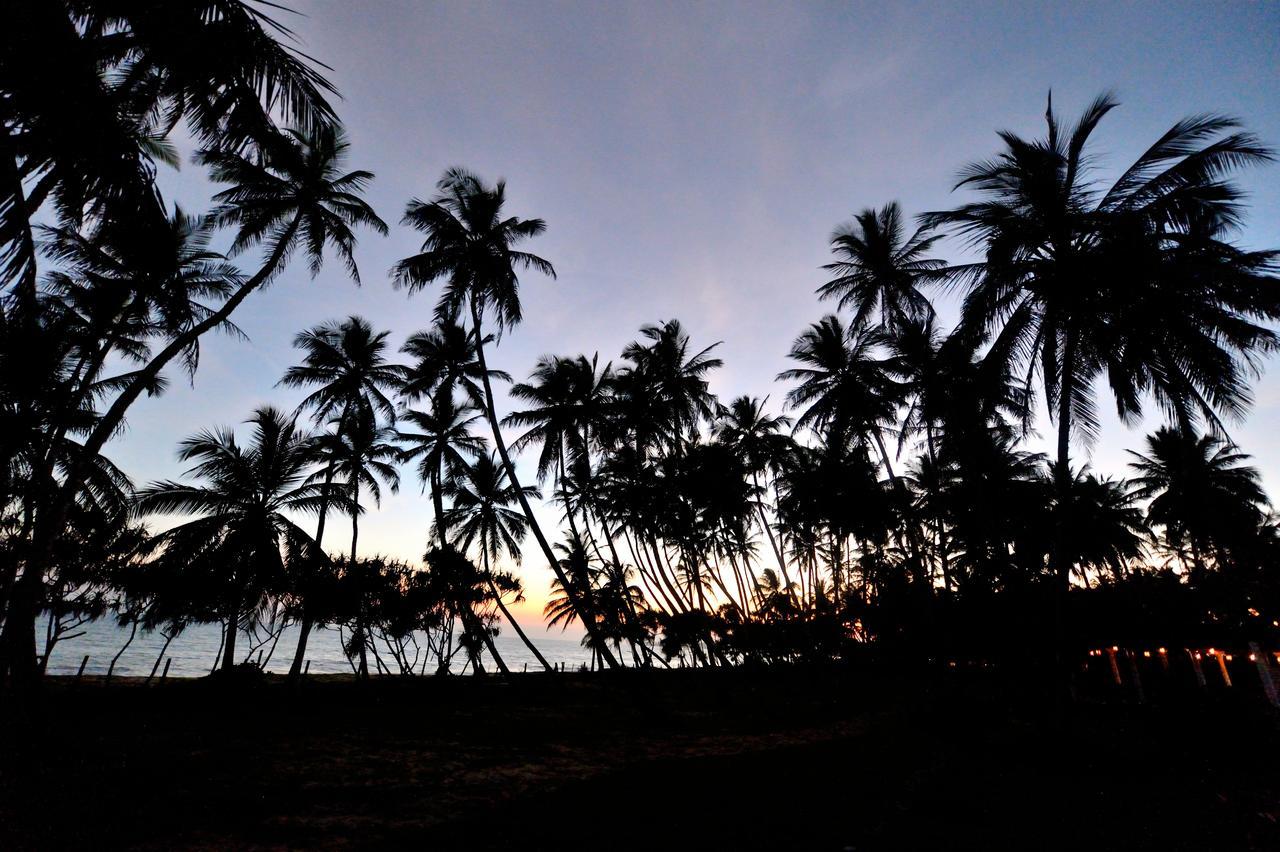 Darwins Beach Resort Tangalle Exterior foto